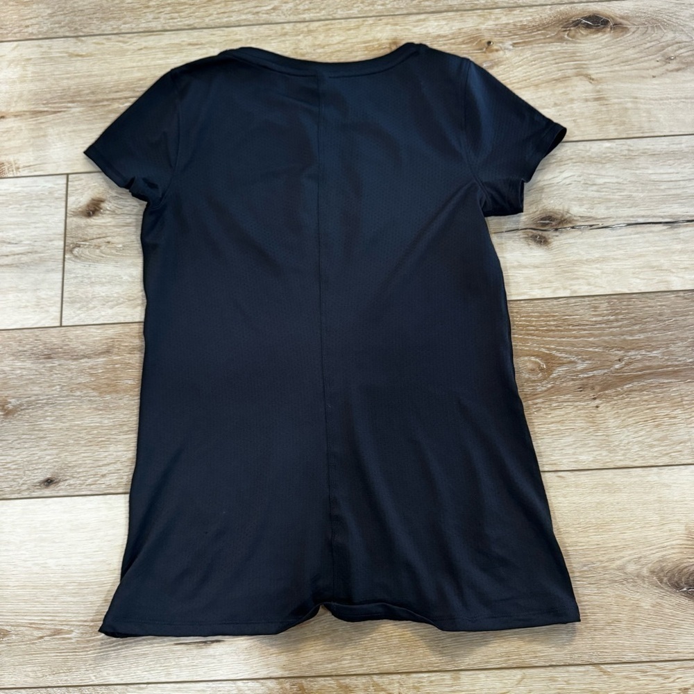 Under Armour black short sleeved athletic workout top, pink logo, stretchy, S. - Picture 7 of 7